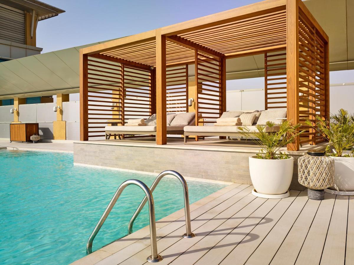 ไฮแอท รีเจนซี อัลกูต มอลล์ Hotel Kuwait City ภายนอก รูปภาพ The swimming pool at the hotel